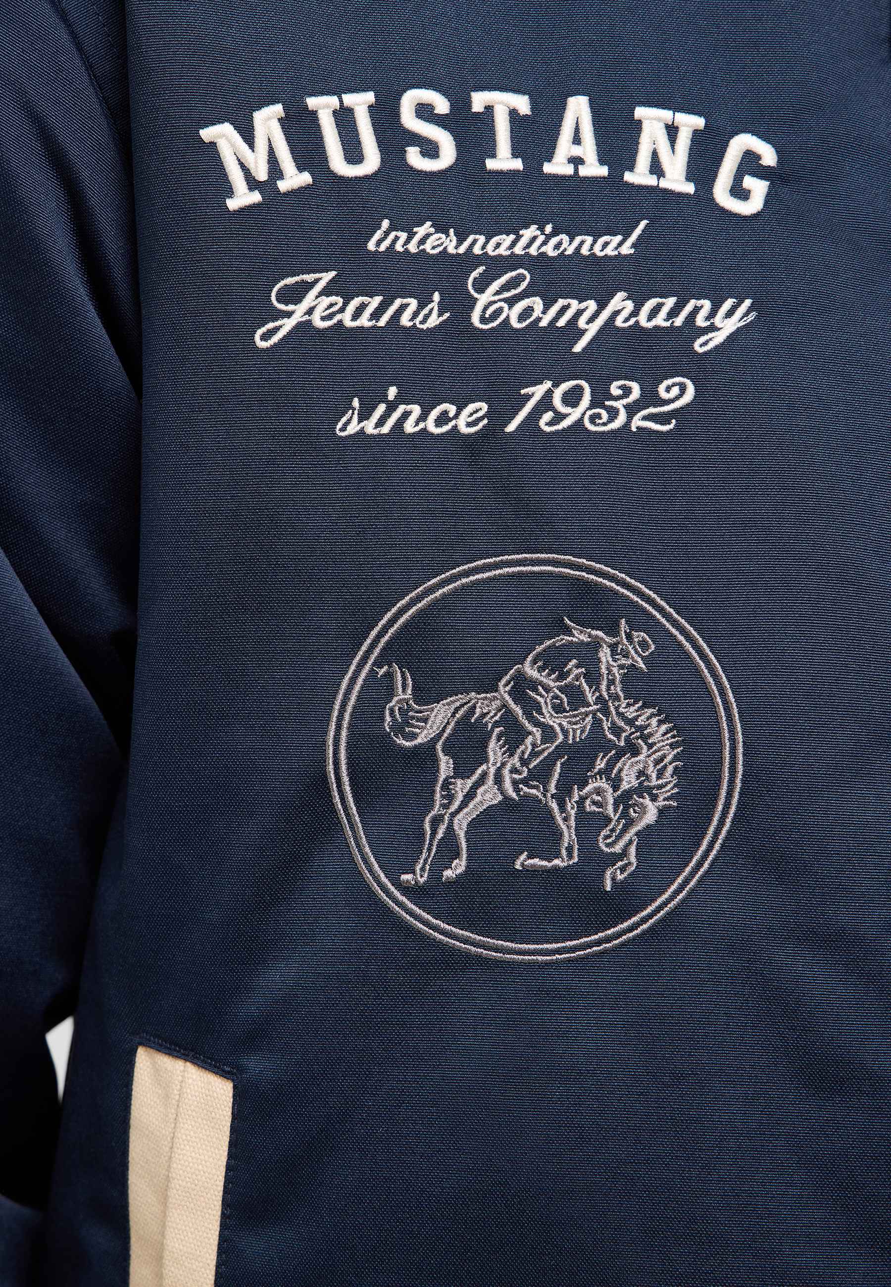 Text, Buch, Veröffentlichung, Kleidung, Hemd