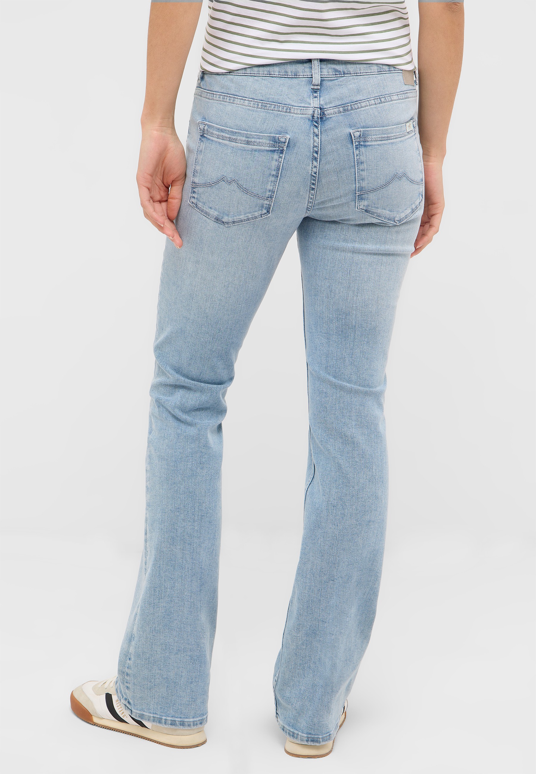 Jeans, Hose, Lightwash, Back pockets, Straight leg