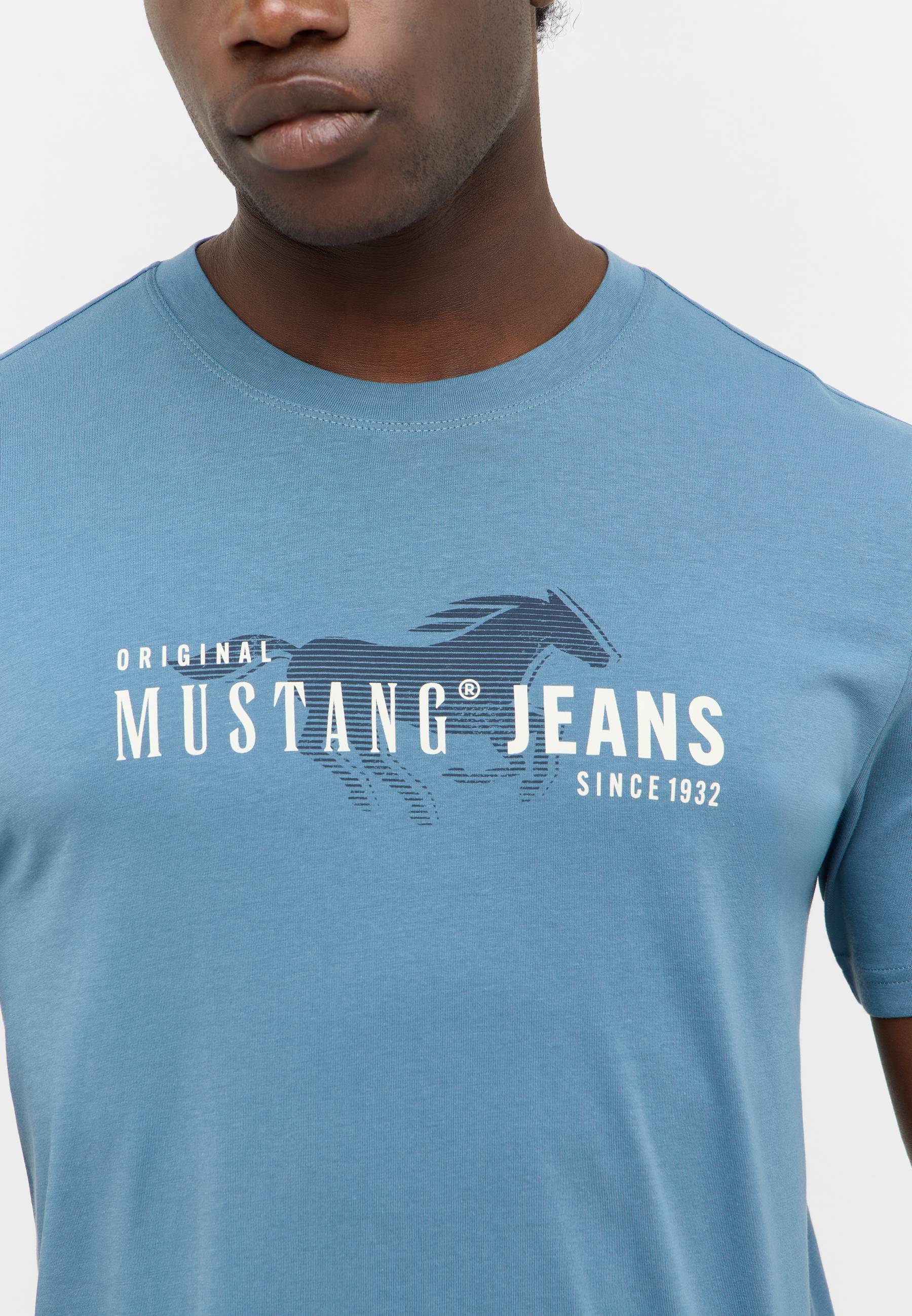 Bekleidung, T-shirt, Langarm, Ärmel, Hemd