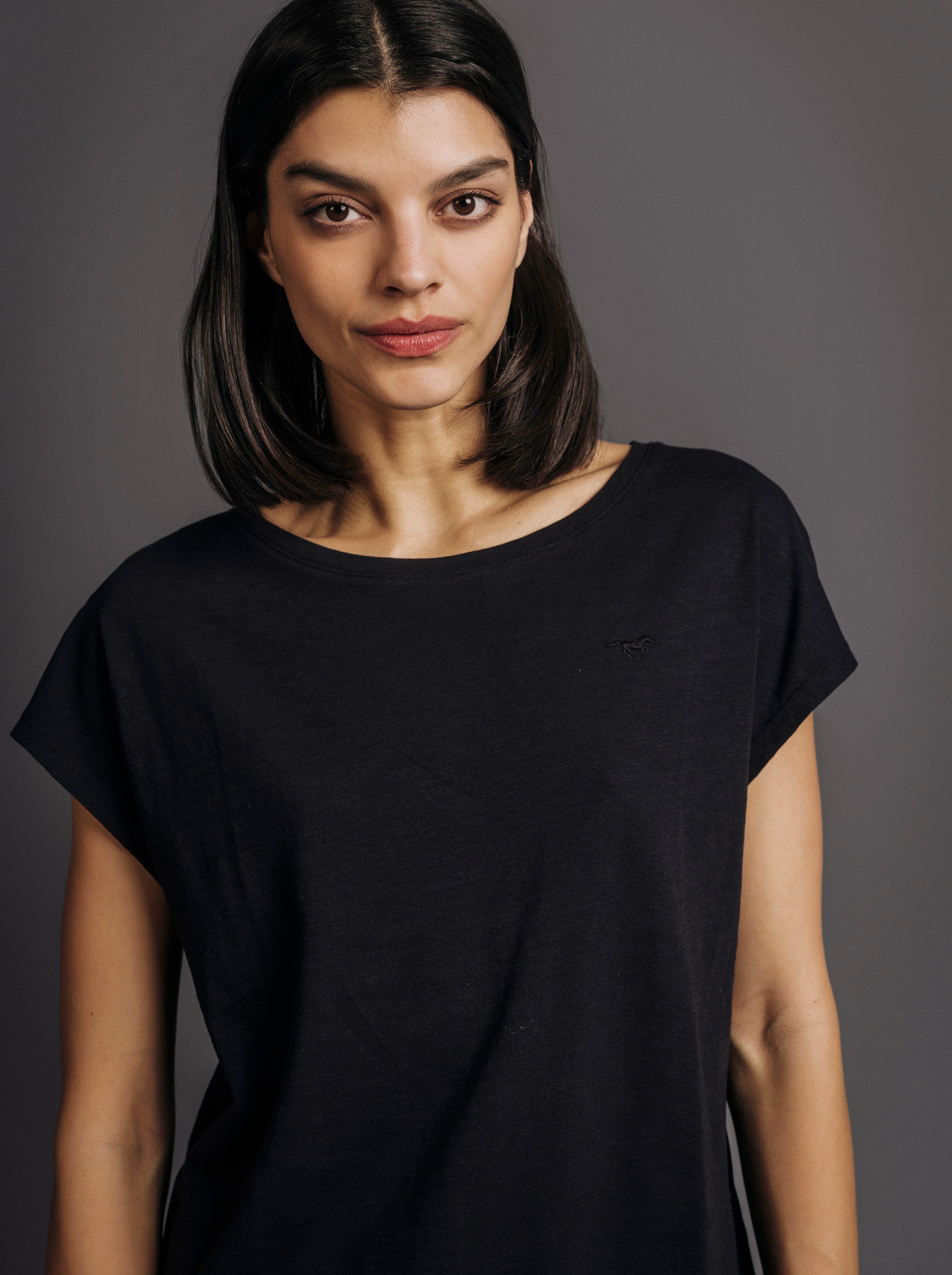 T-shirt, Ärmel, Erwachsener, Person, Frau