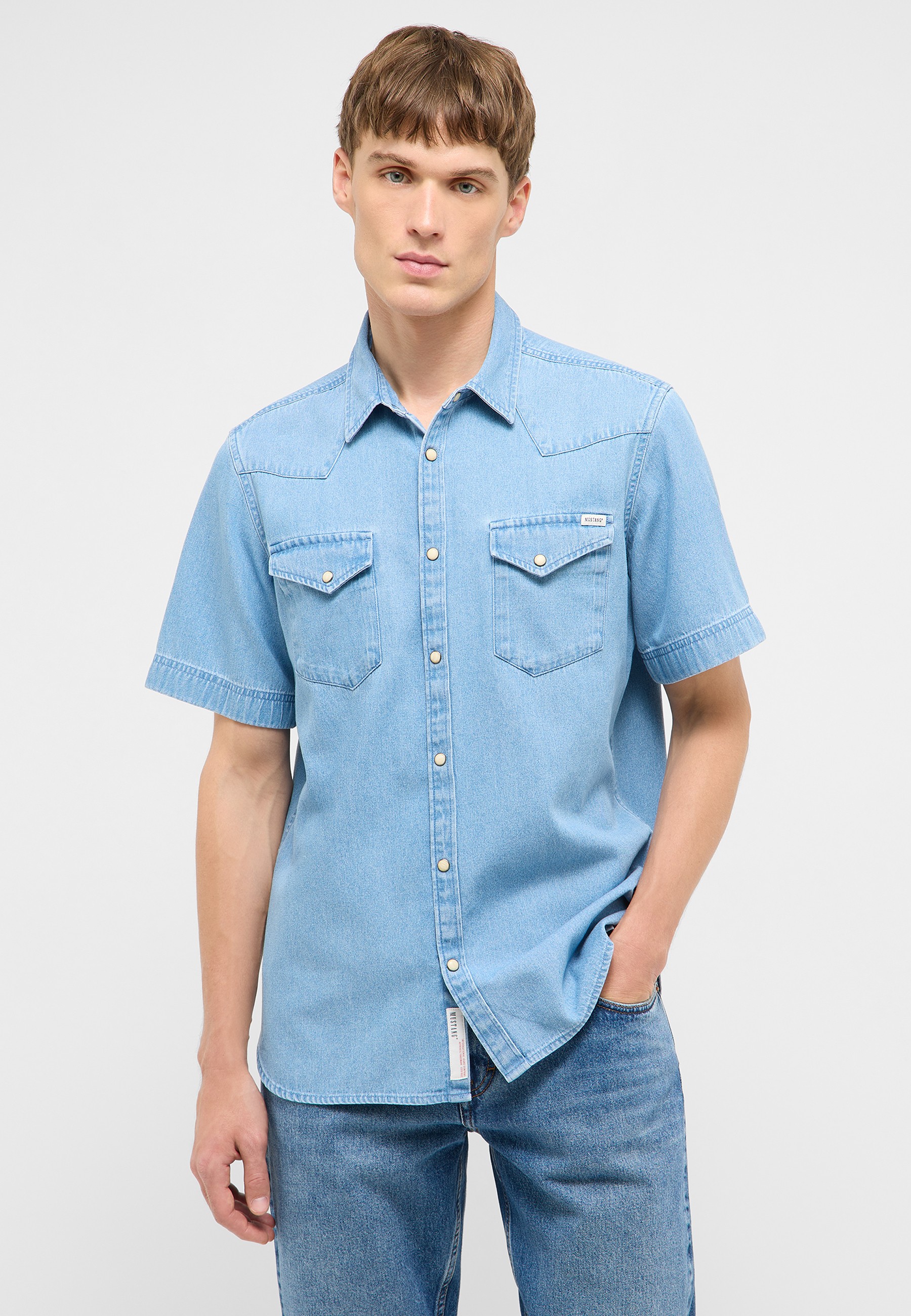 Denimhemd, Kurzarm, Druckknopf, Brusttaschen, Hellblau