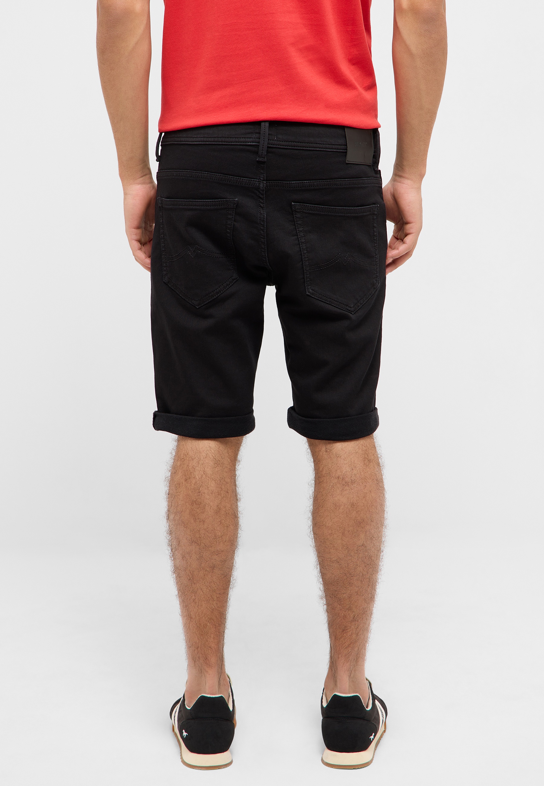 Kurze Hose, Schuh, Erwachsener, Mann, Person