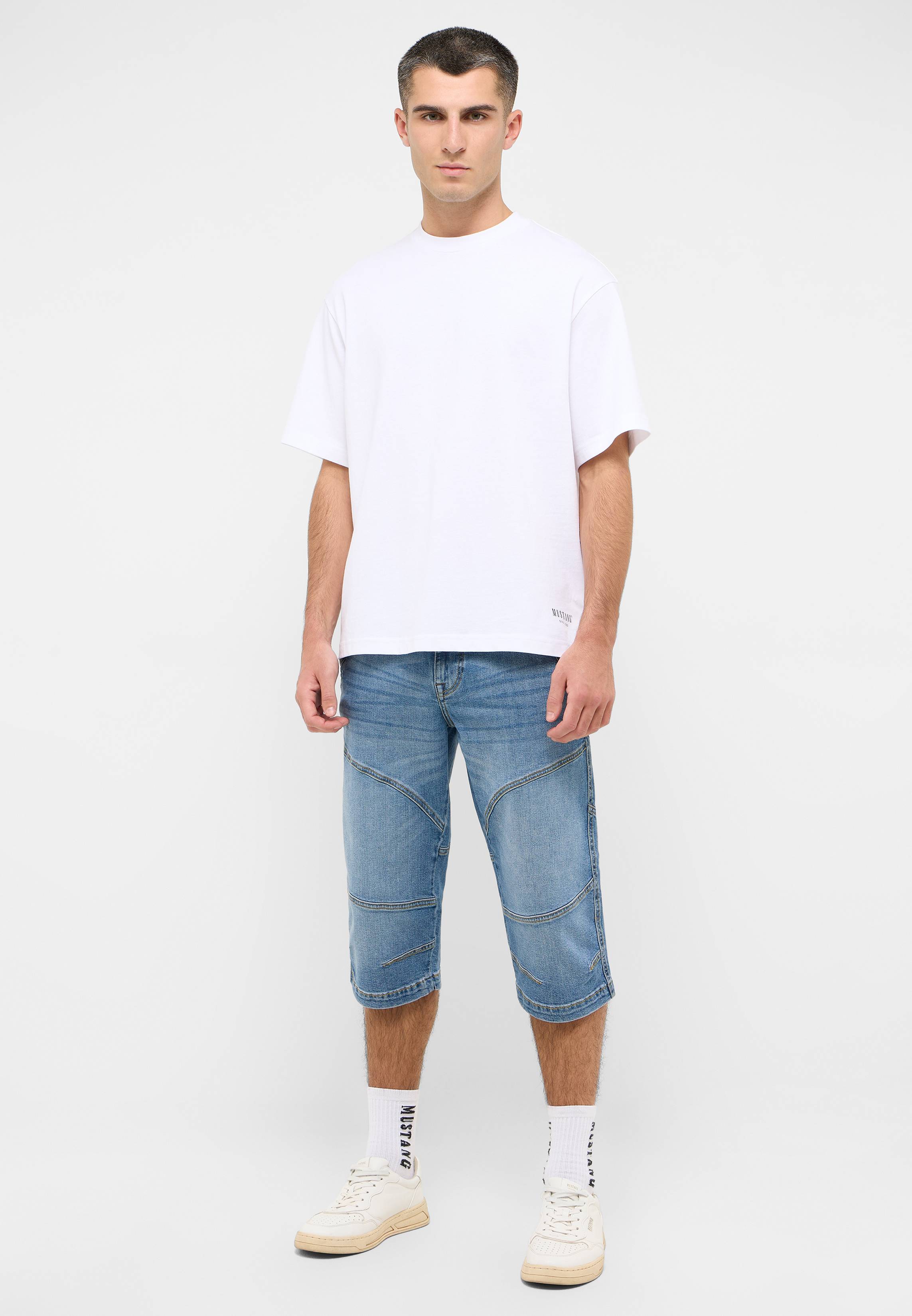 Hosen, Jeans, Erwachsener, Mann, Person