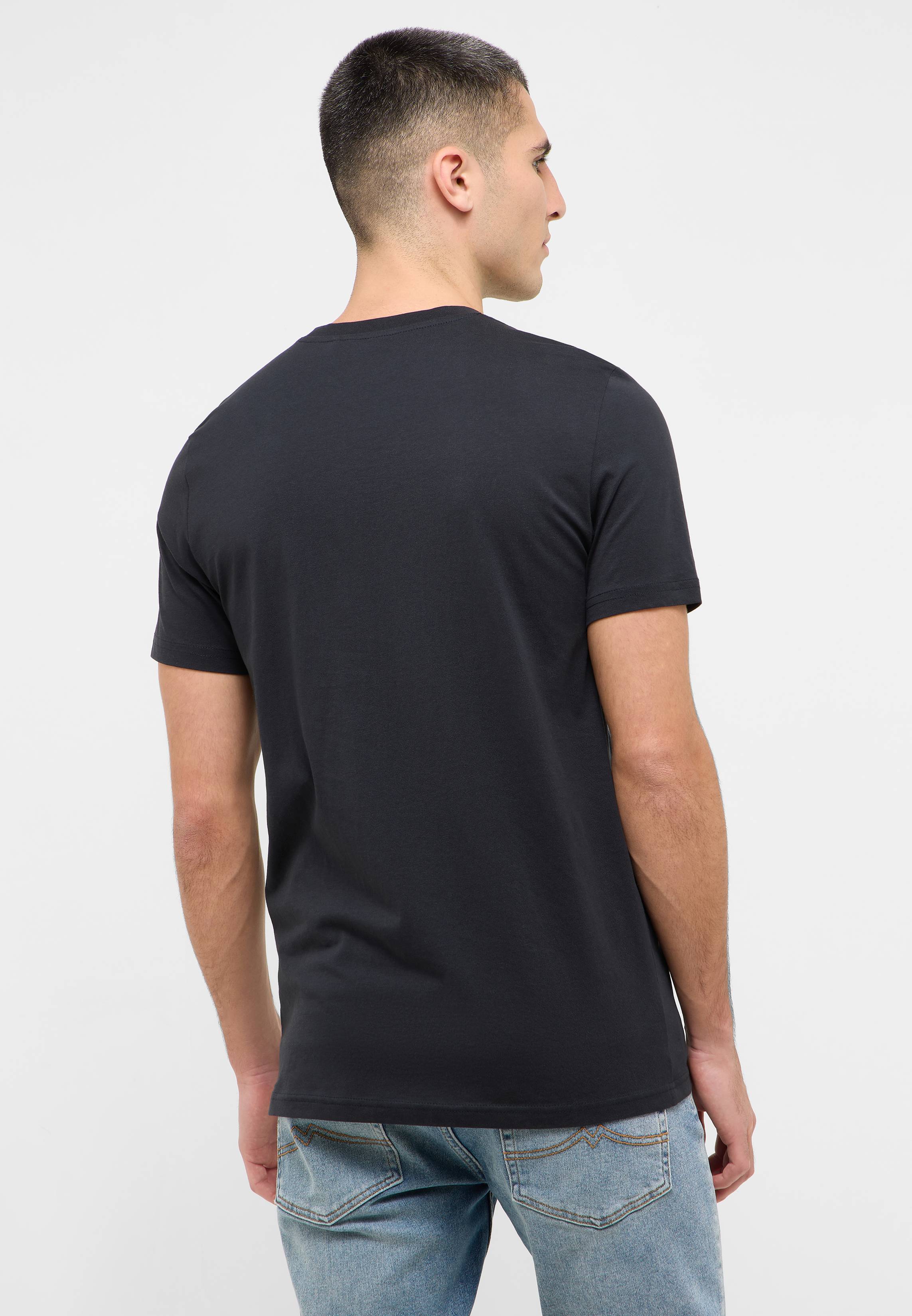 T-shirt, Erwachsener, Männlich, Mann, Person