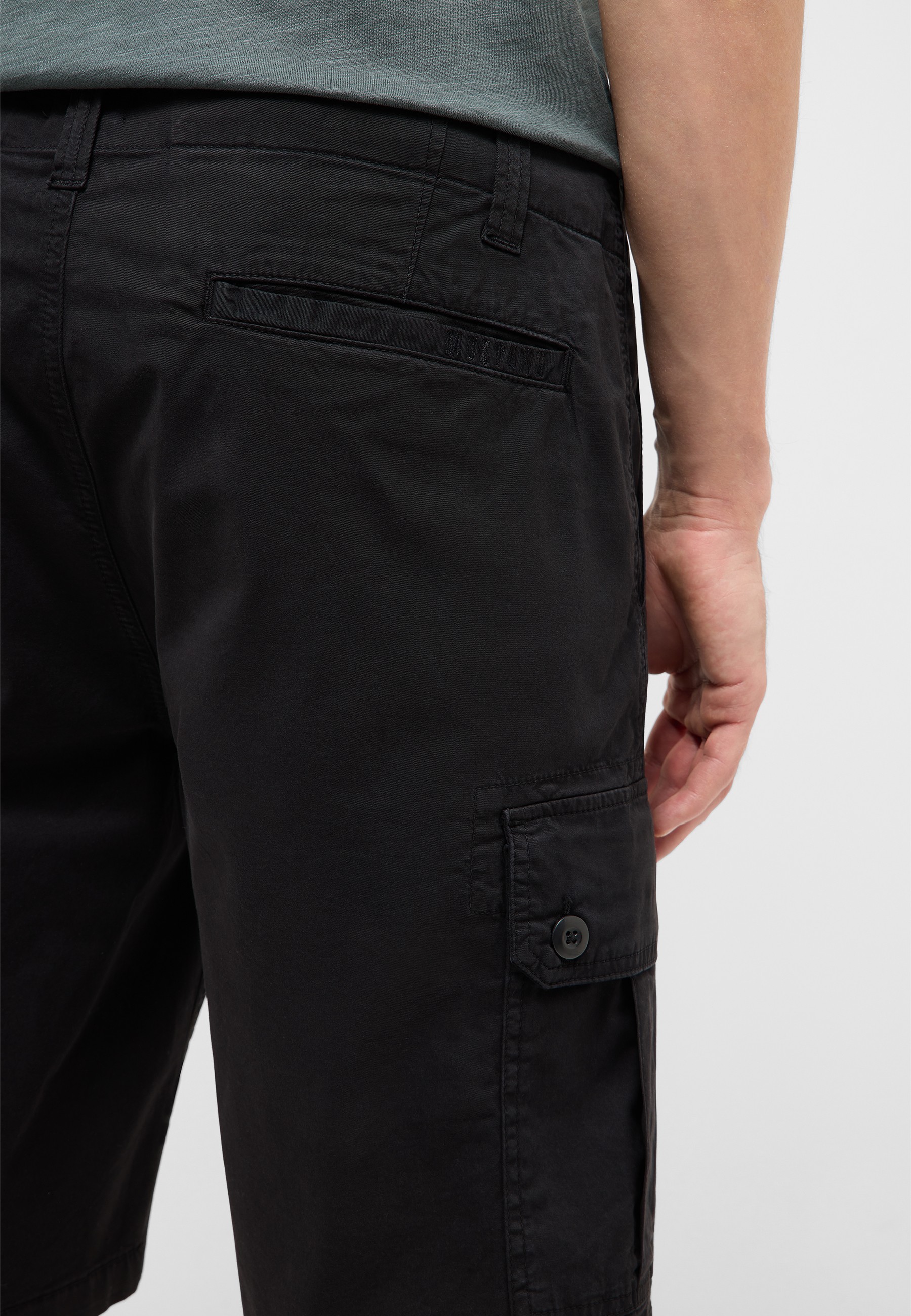 chino, shorts, cargo, black, pocket