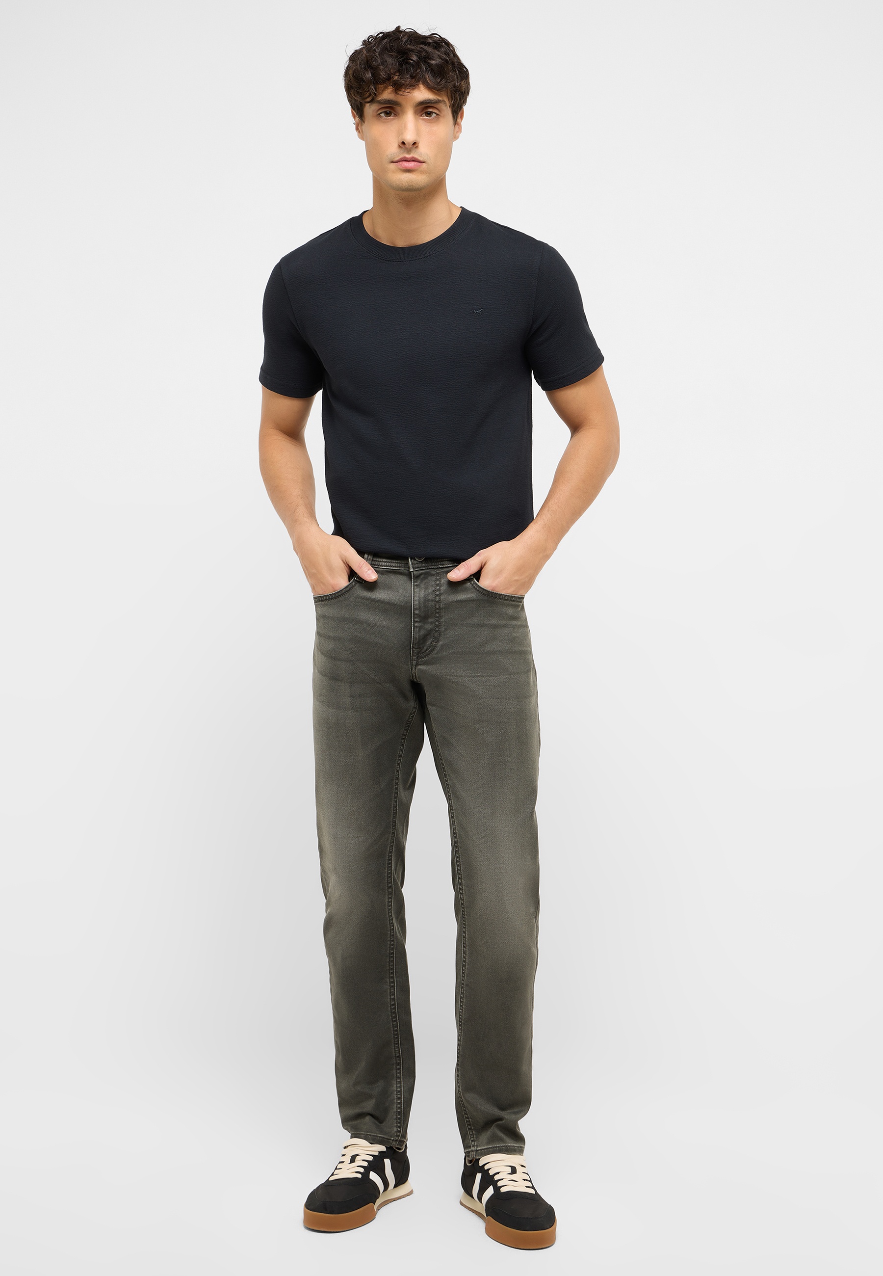 Hosen, T-shirt, Person, Stehend, Jeanshose