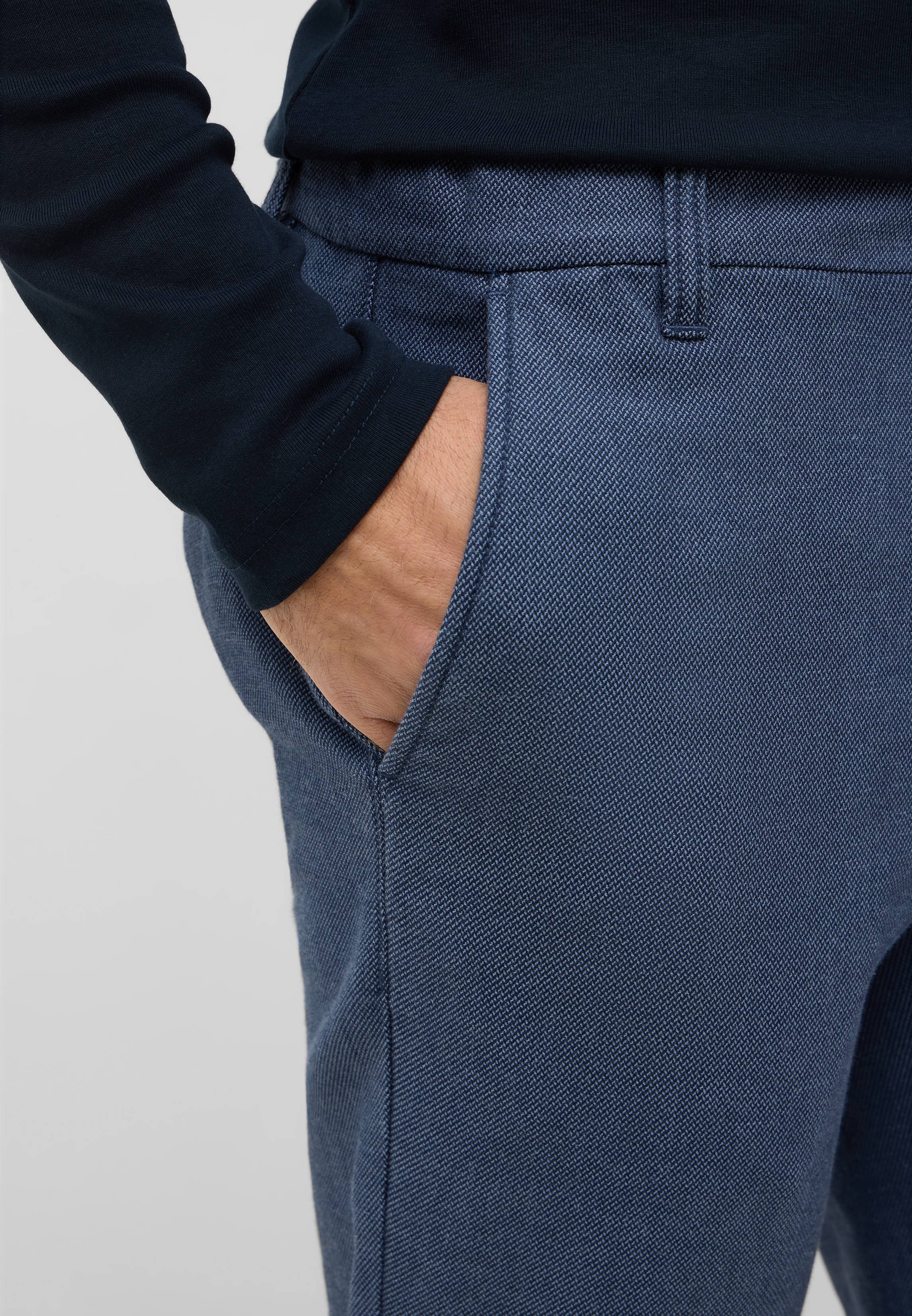 Bekleidung, Hosen, Langarm, Jeans, Person