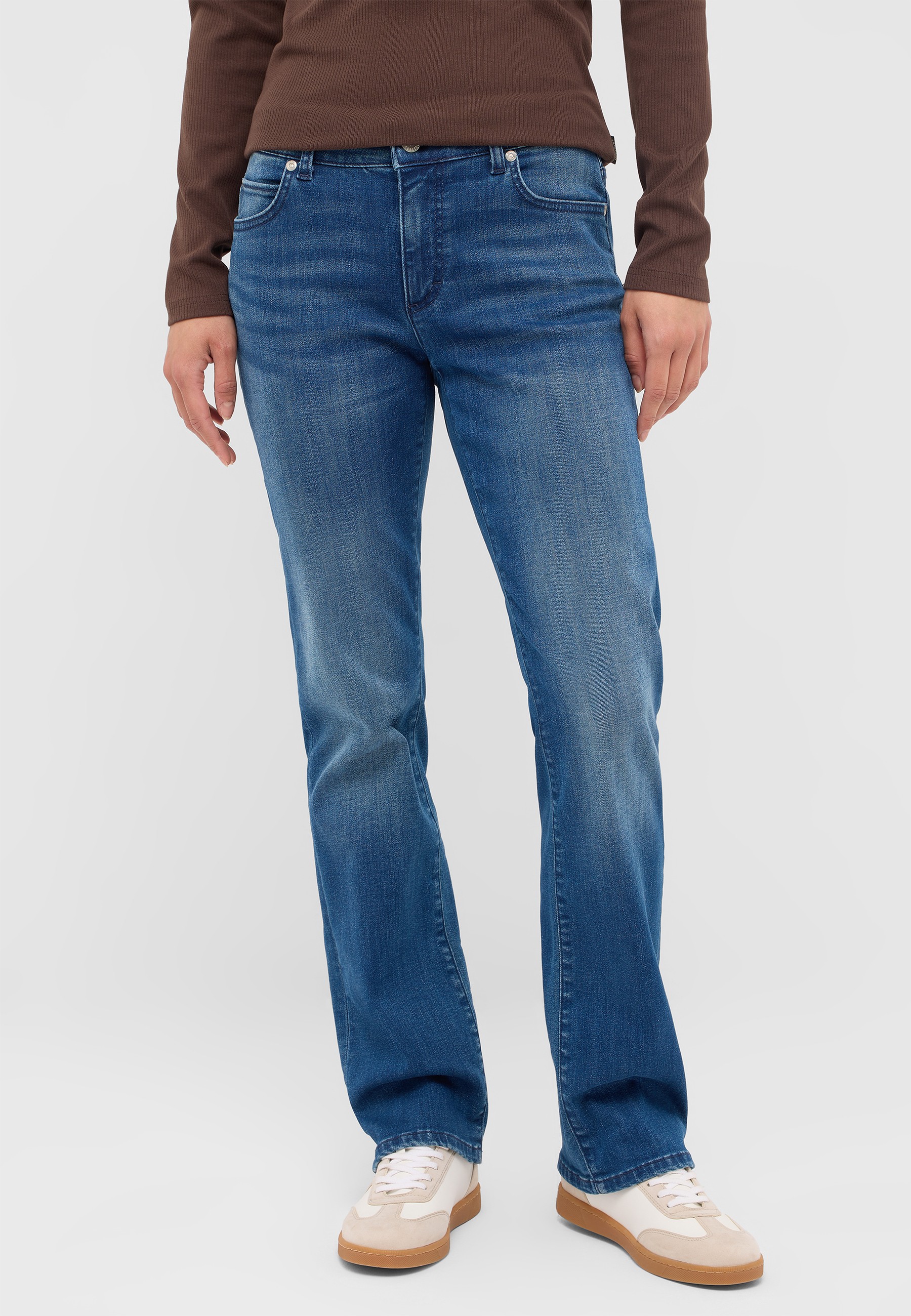 Jeans Style Crosby Relaxed Straight