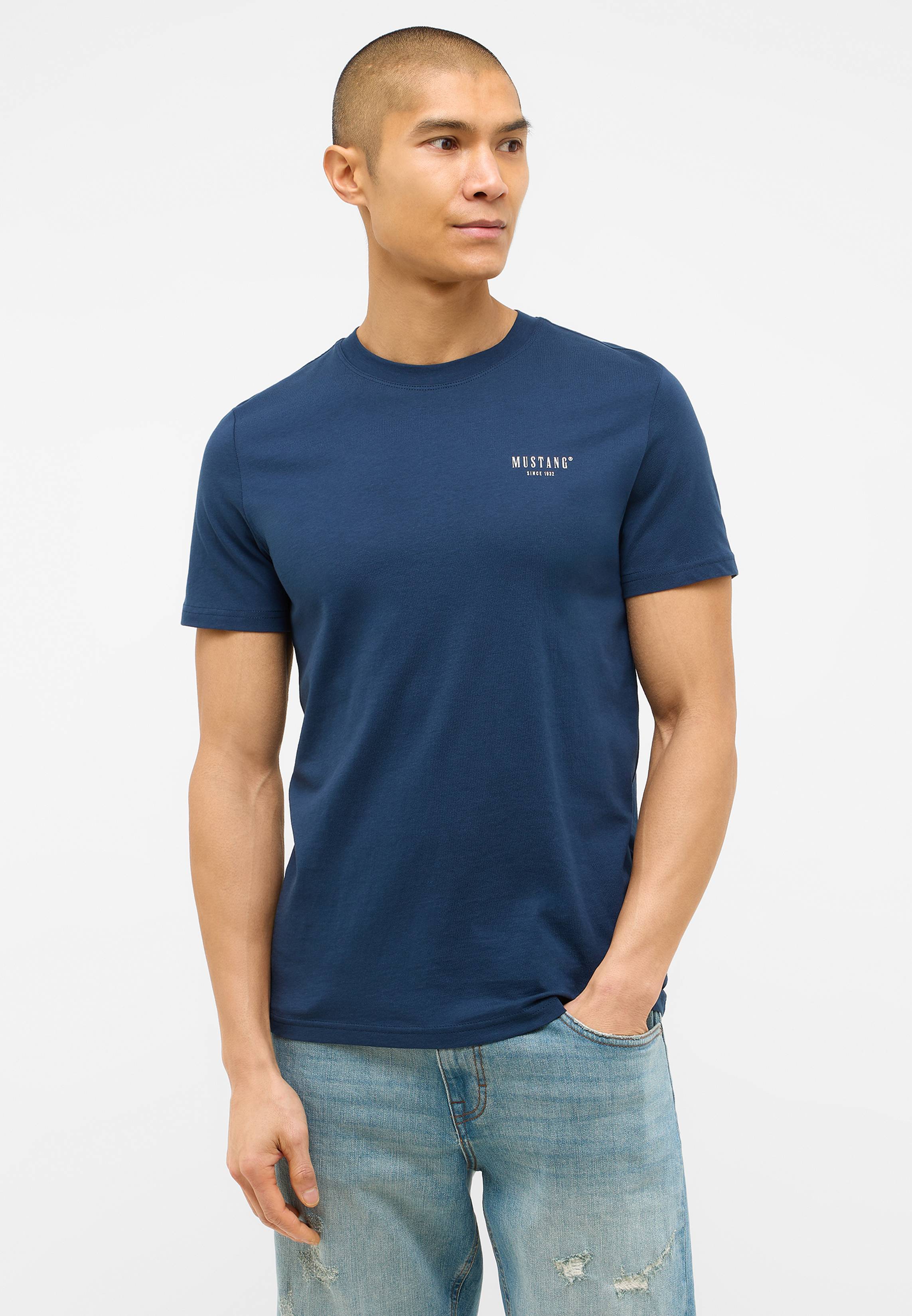 T-shirt, Erwachsener, Männlich, Mann, Person
