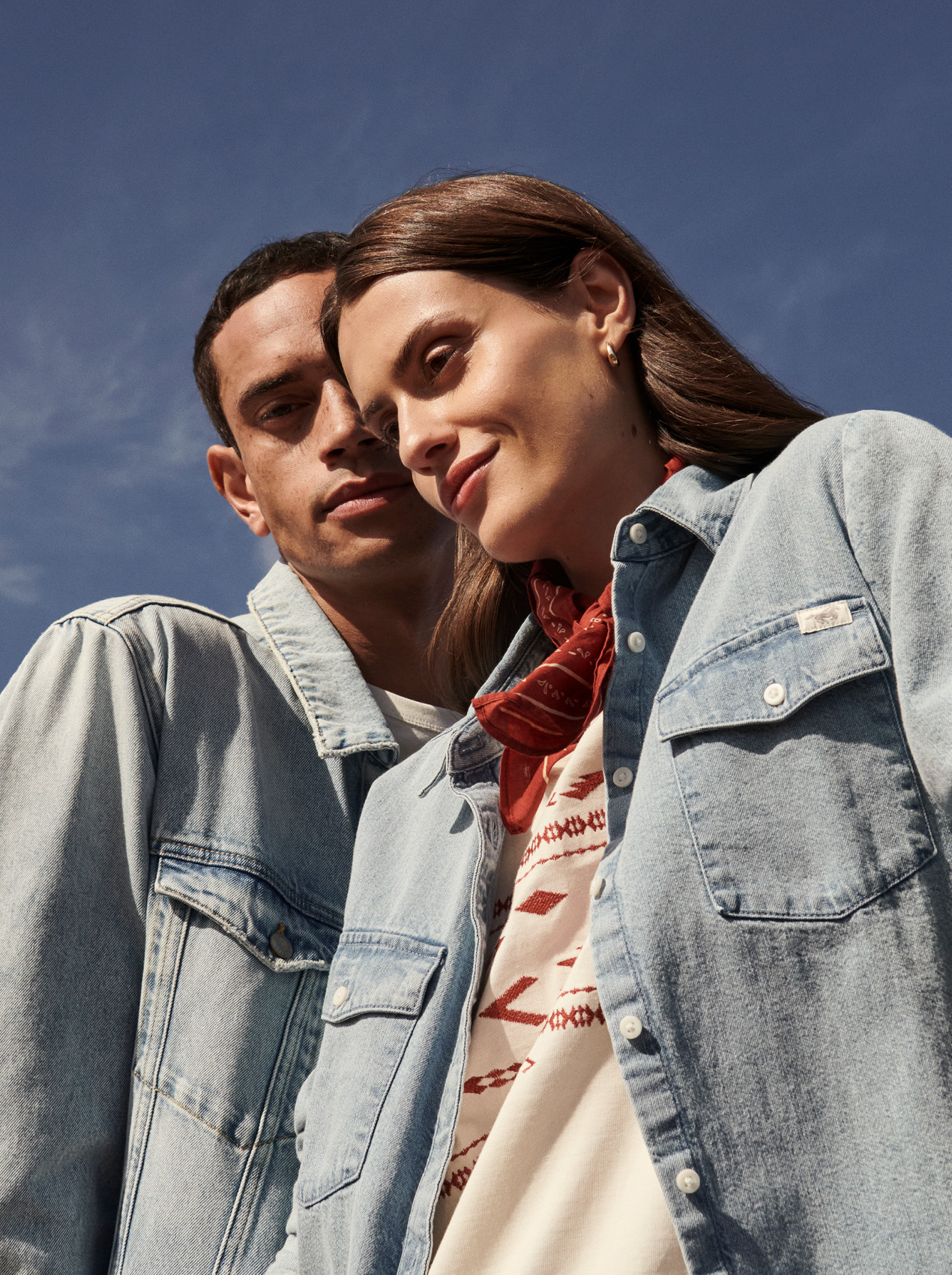 Person, Lächeln, Hosen, Mantel, Jacke