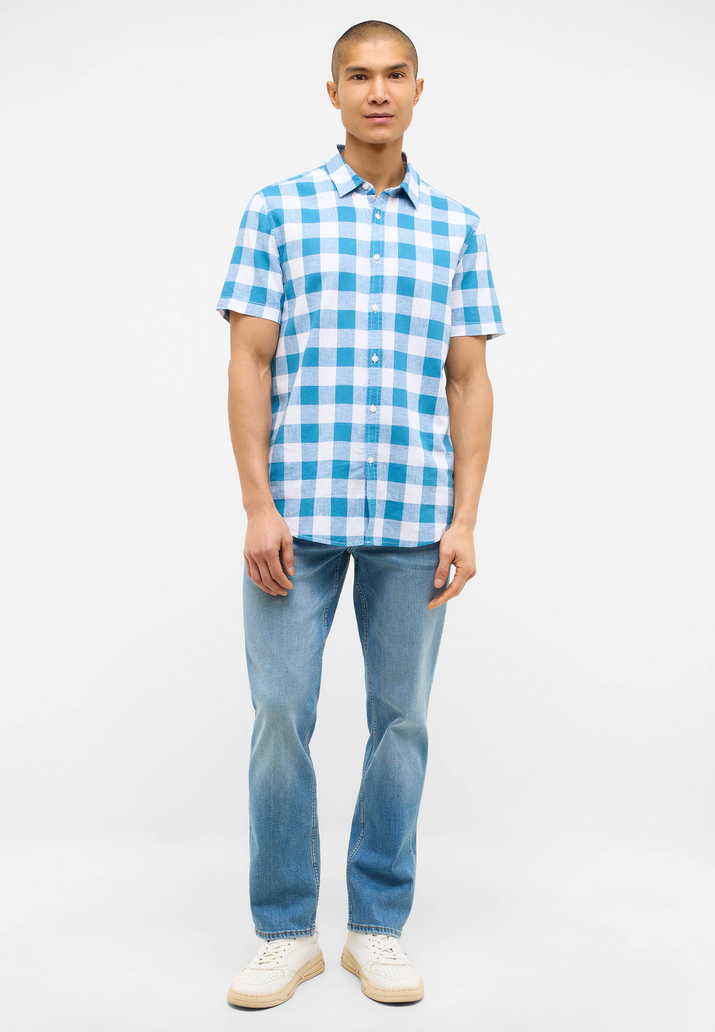 Bekleidung, Hemd, Hosen, Person, Stehend