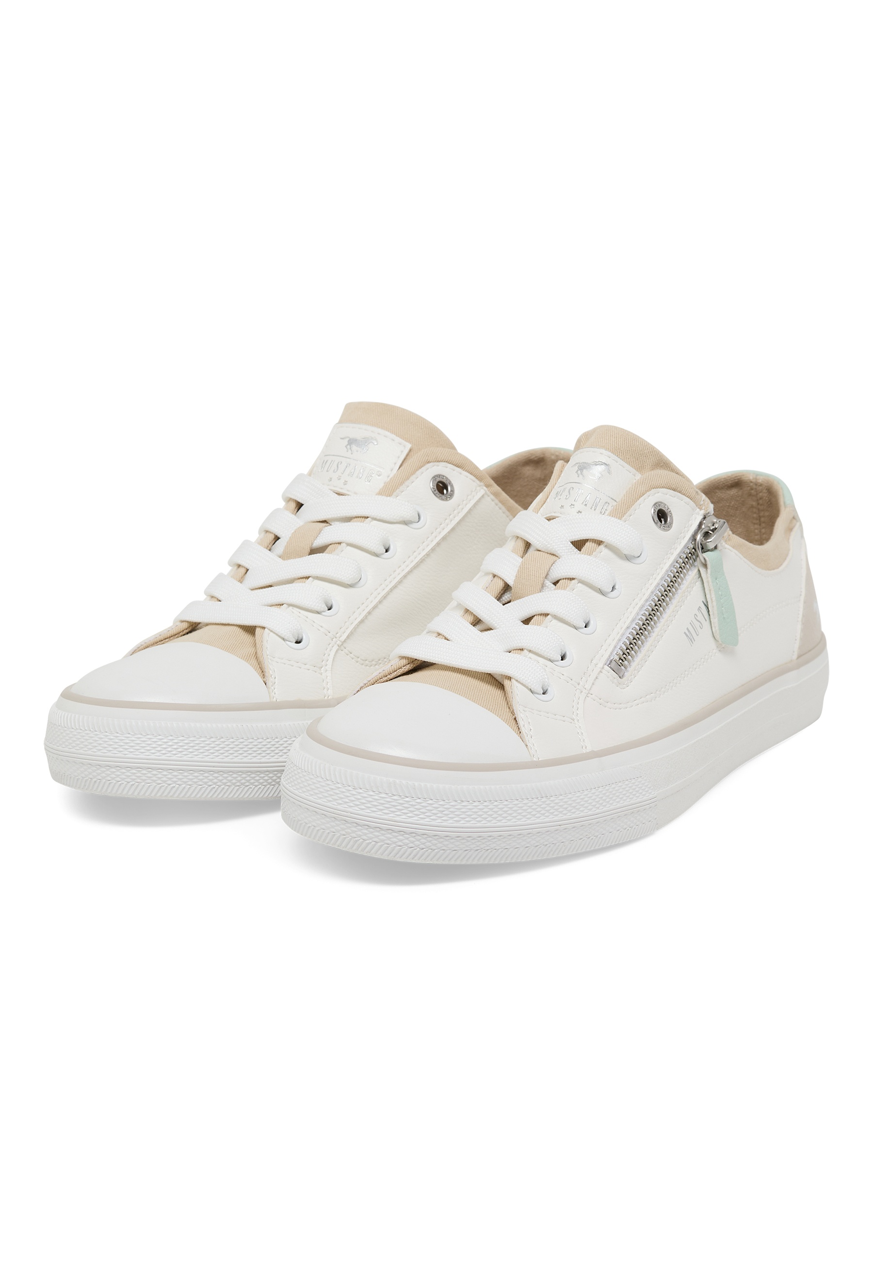 Sneaker, White, Low-cut, Zipper, Laces