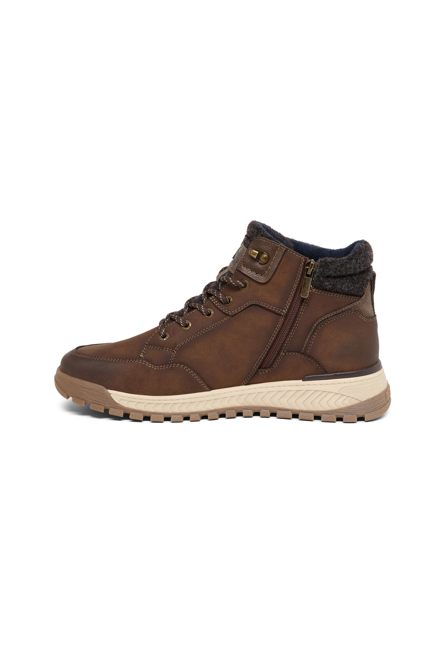 Sneaker Style Shari