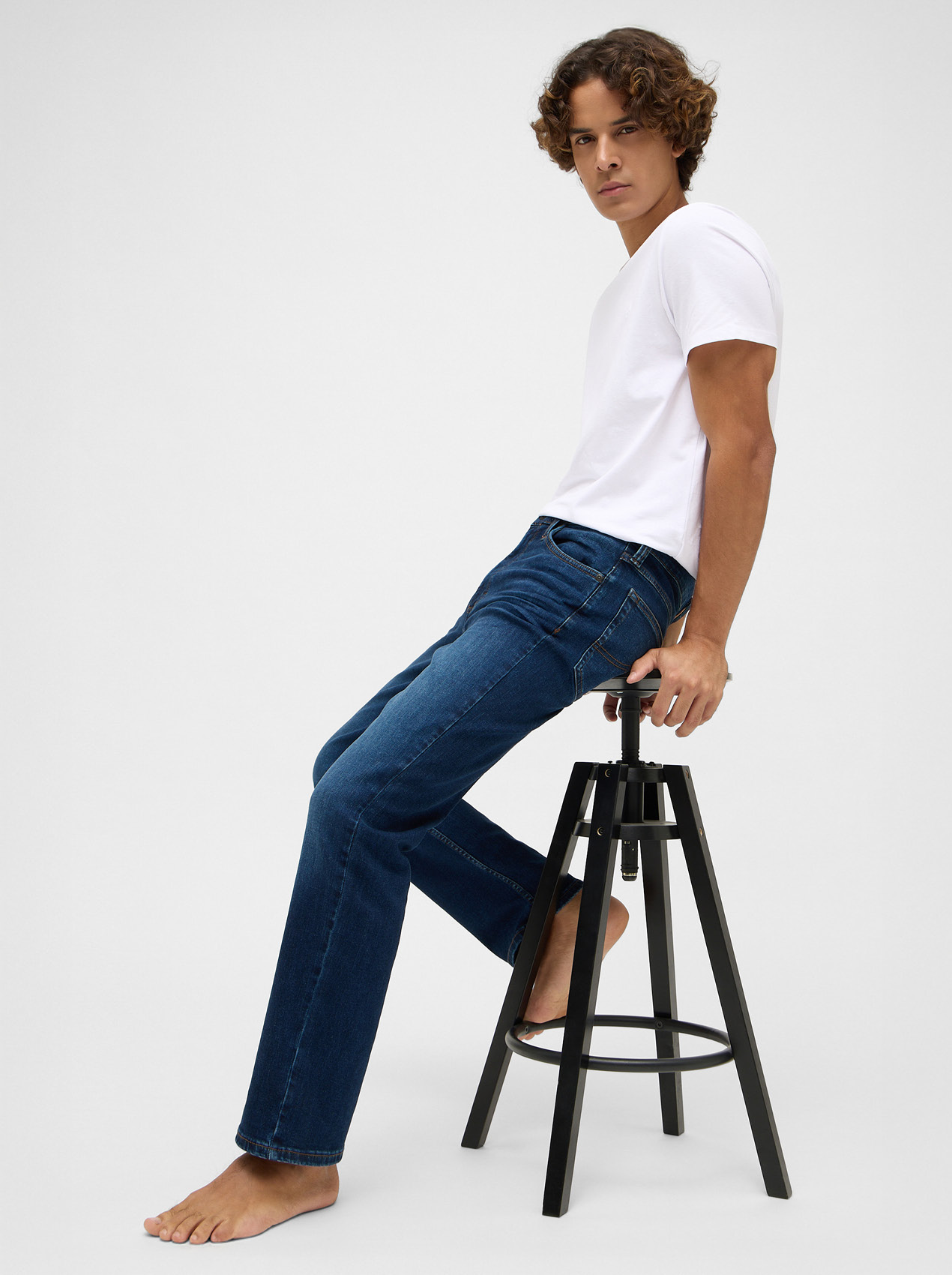 Hosen, Jeans, Person, Sitzen, Mobiliar