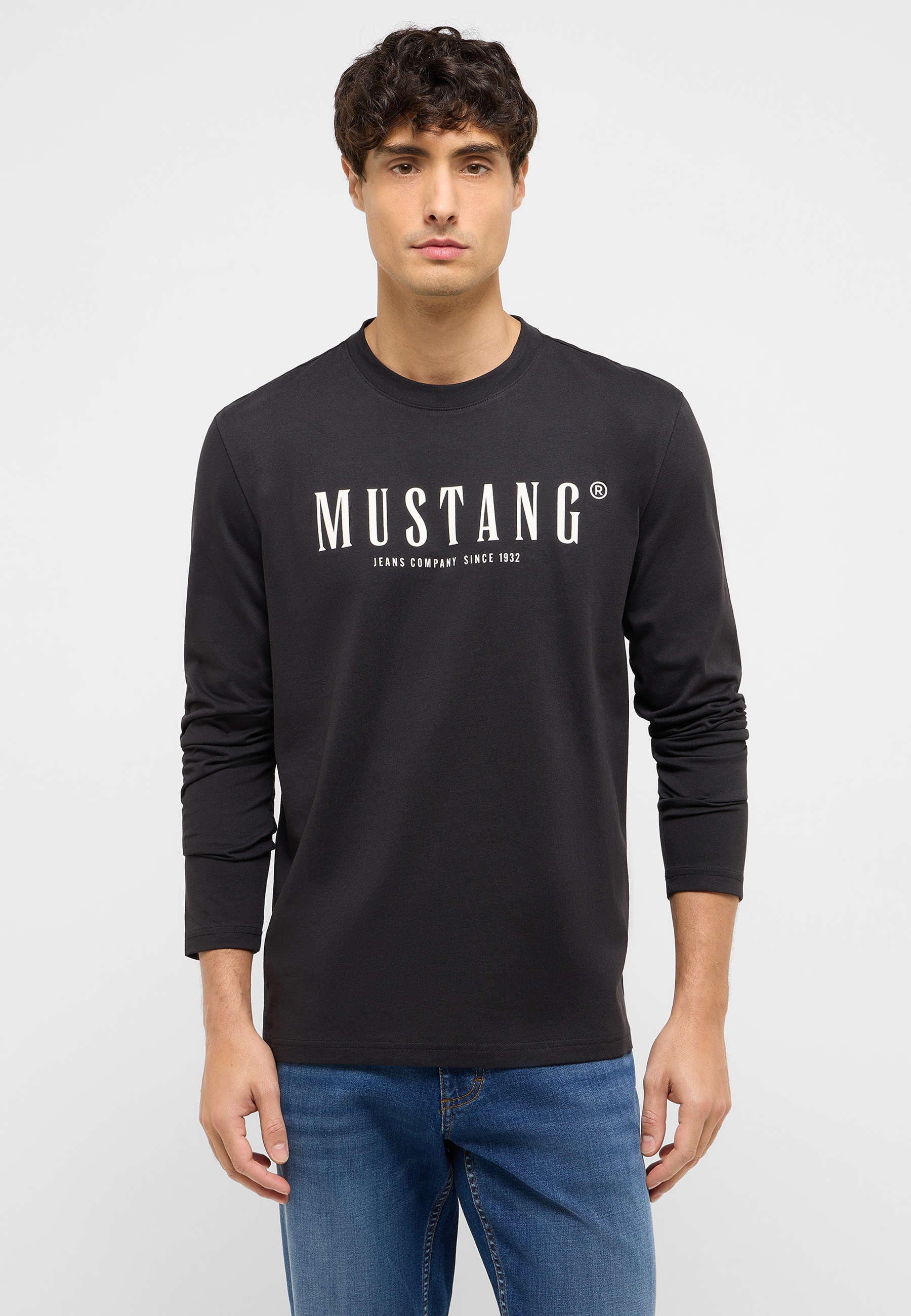 Langarm, Ärmel, T-shirt, Person, Jeans