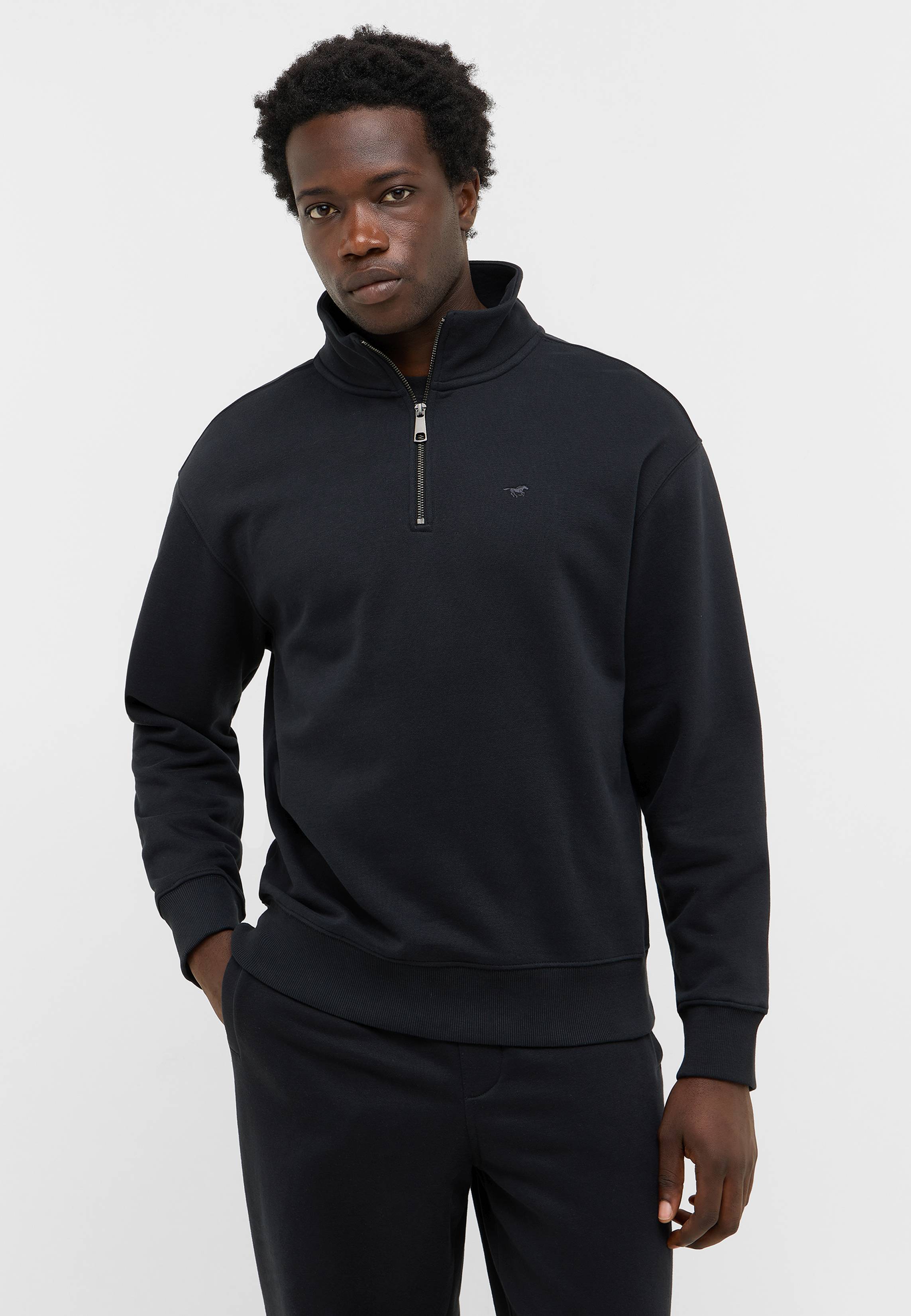Pulli, Sweatshirt, Fleece, Kapuzenpulli, Person