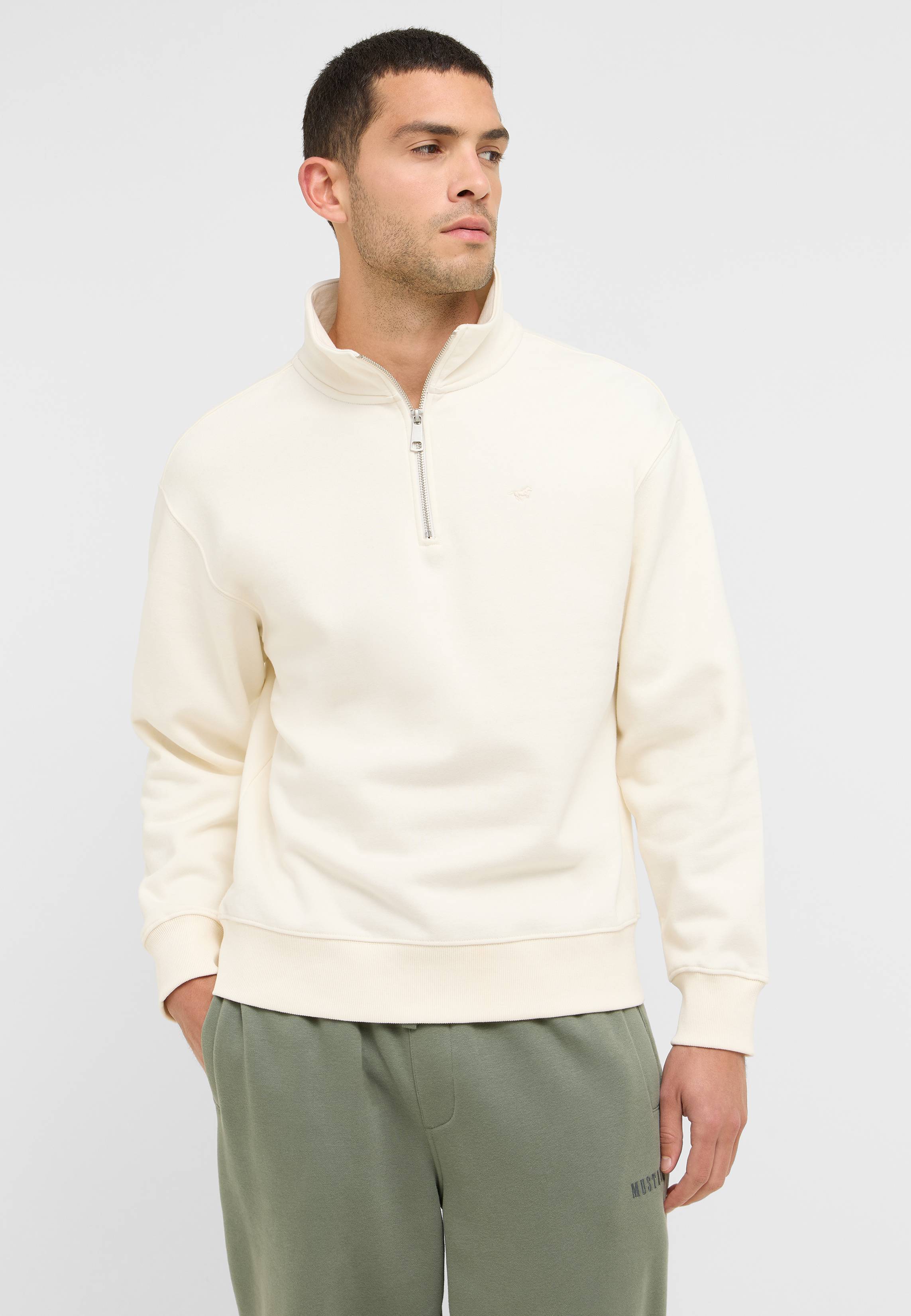 Strickwaren, Pullover, Sweatshirt, Fleece, Kapuzenpulli