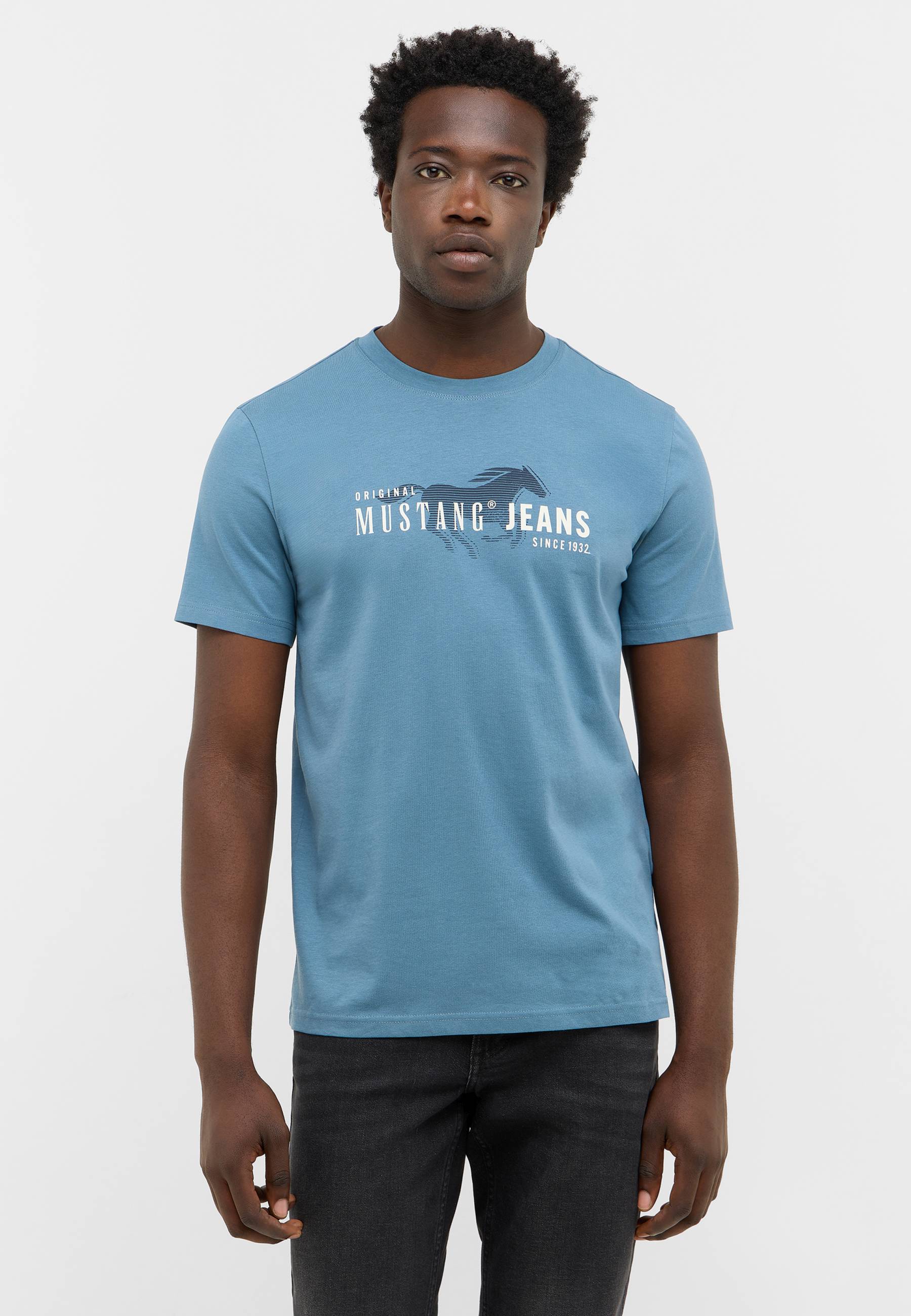 Bekleidung, T-shirt, Hemd, Ärmel, Person