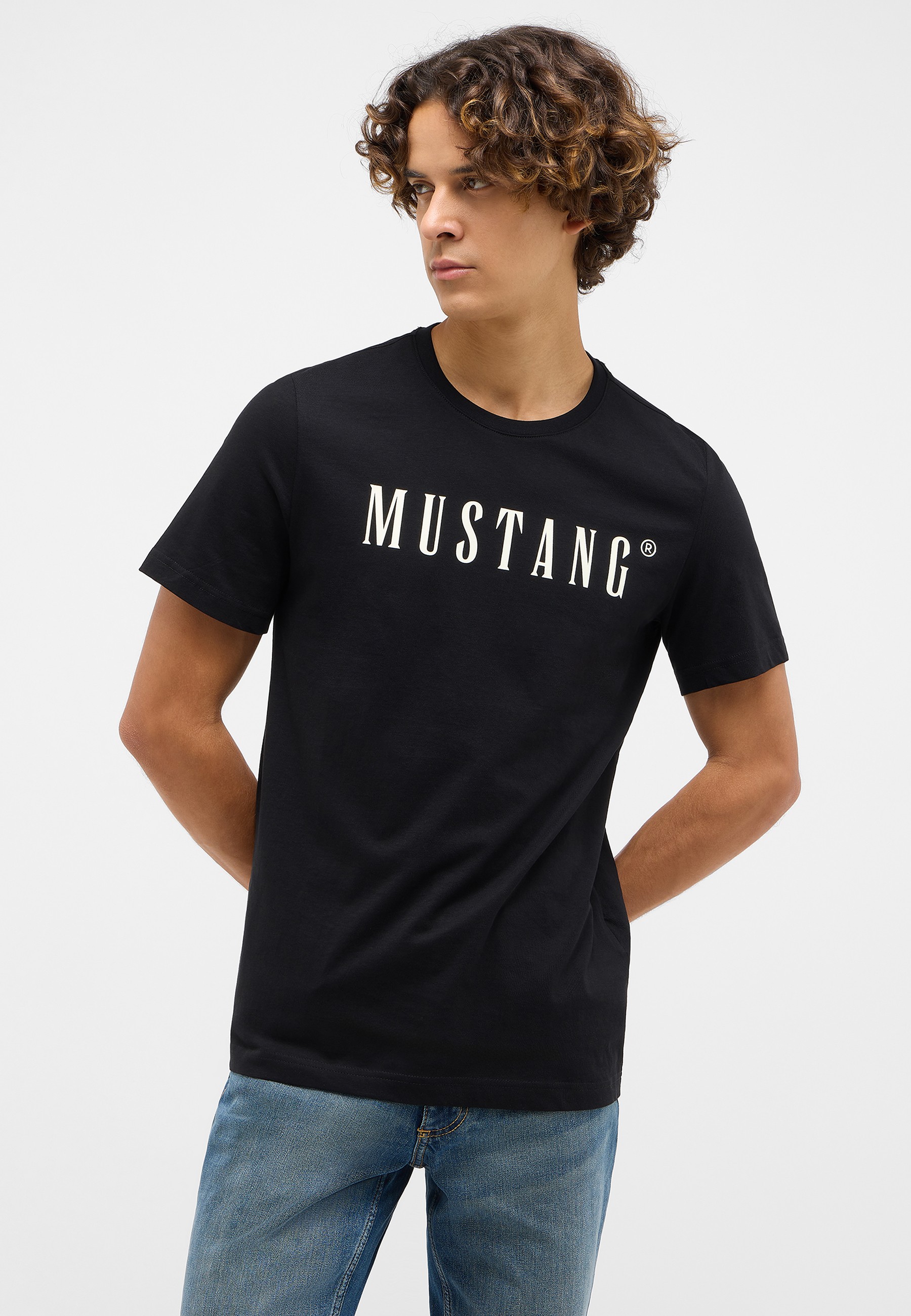 Bekleidung, T-shirt, Hemd, Person