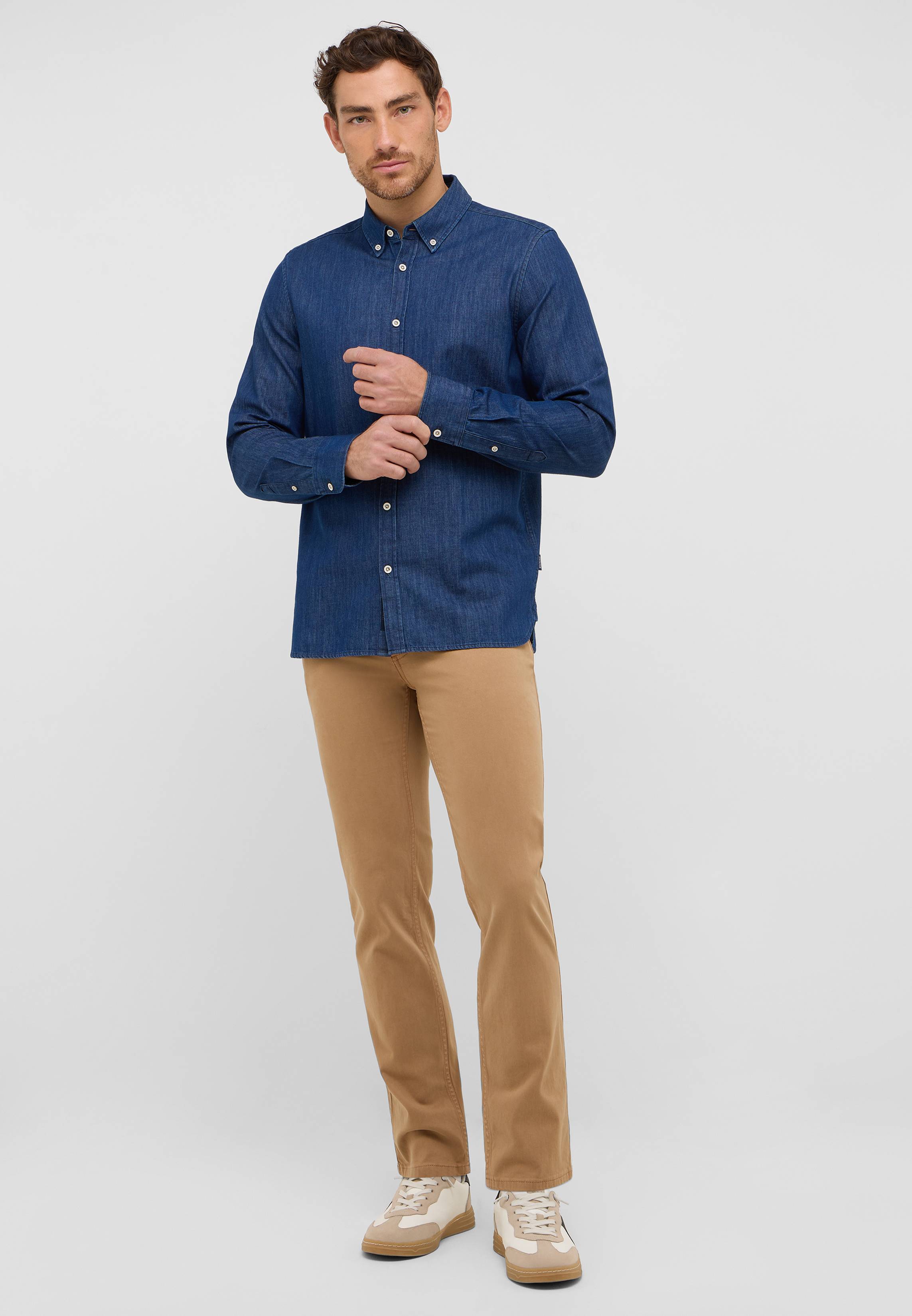 Hemd, Person, Stehend, Langarm, Mann