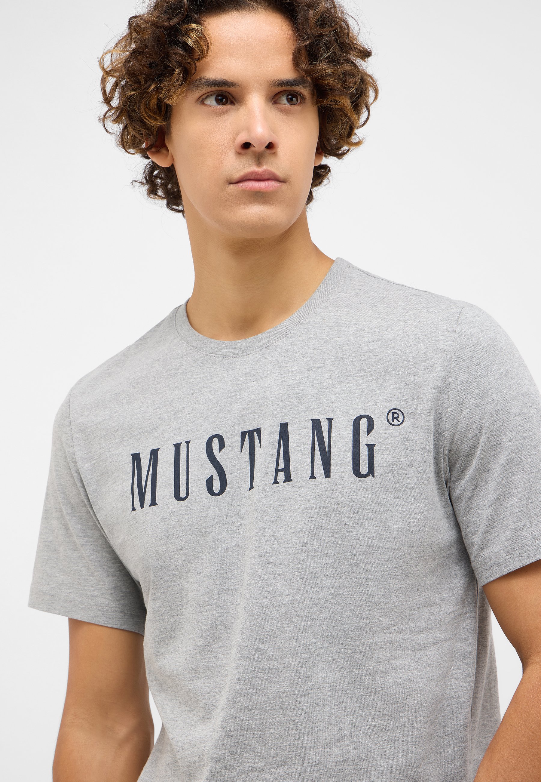 Bekleidung, T-shirt, Hemd