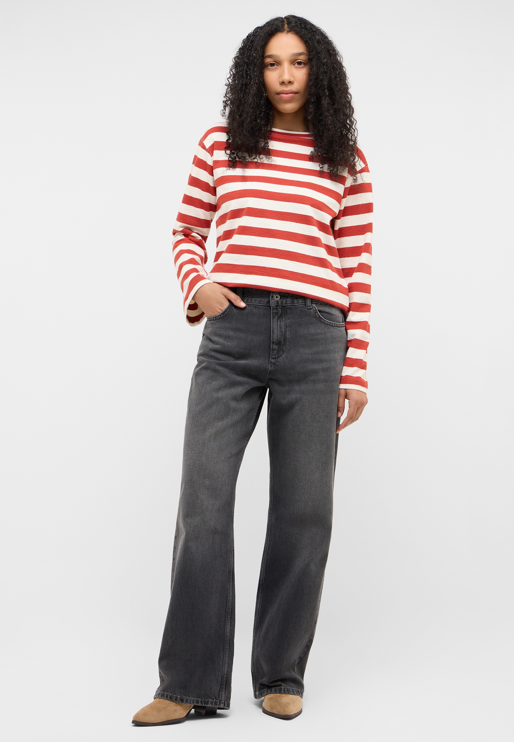 Hosen, Langarm, Jeans, Person, Schuh